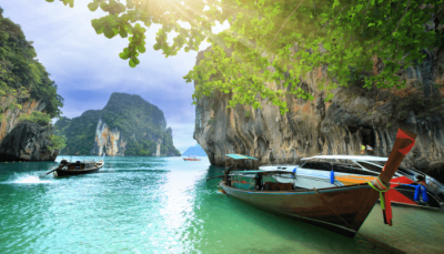 Suasana Krabi Road Show dengan promosi wisata pantai tropis Thailand